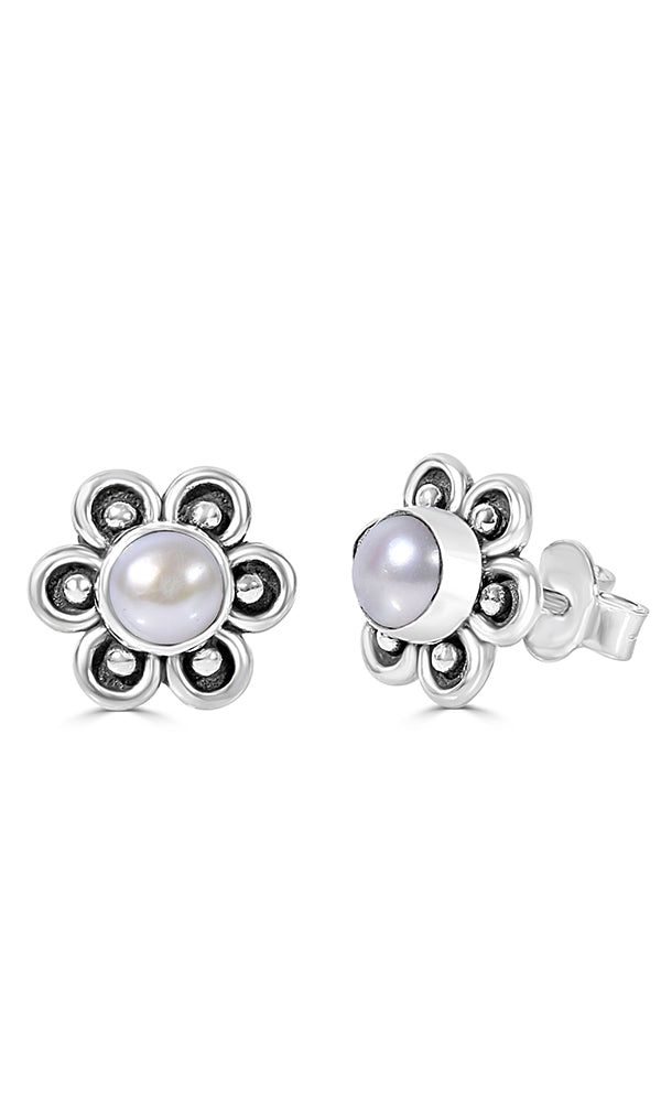 Pearl Studs - SS2F